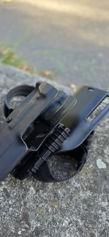 Pouzdro vnější pro platformu na ARMA ZEKA - pravák