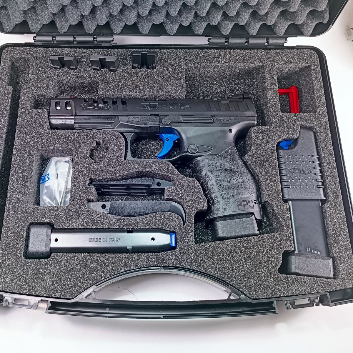 WALTHER Q5 MATCH CHAMPION 5", 9 MM LUGER, PISTOLE SAMONABÍJECÍ